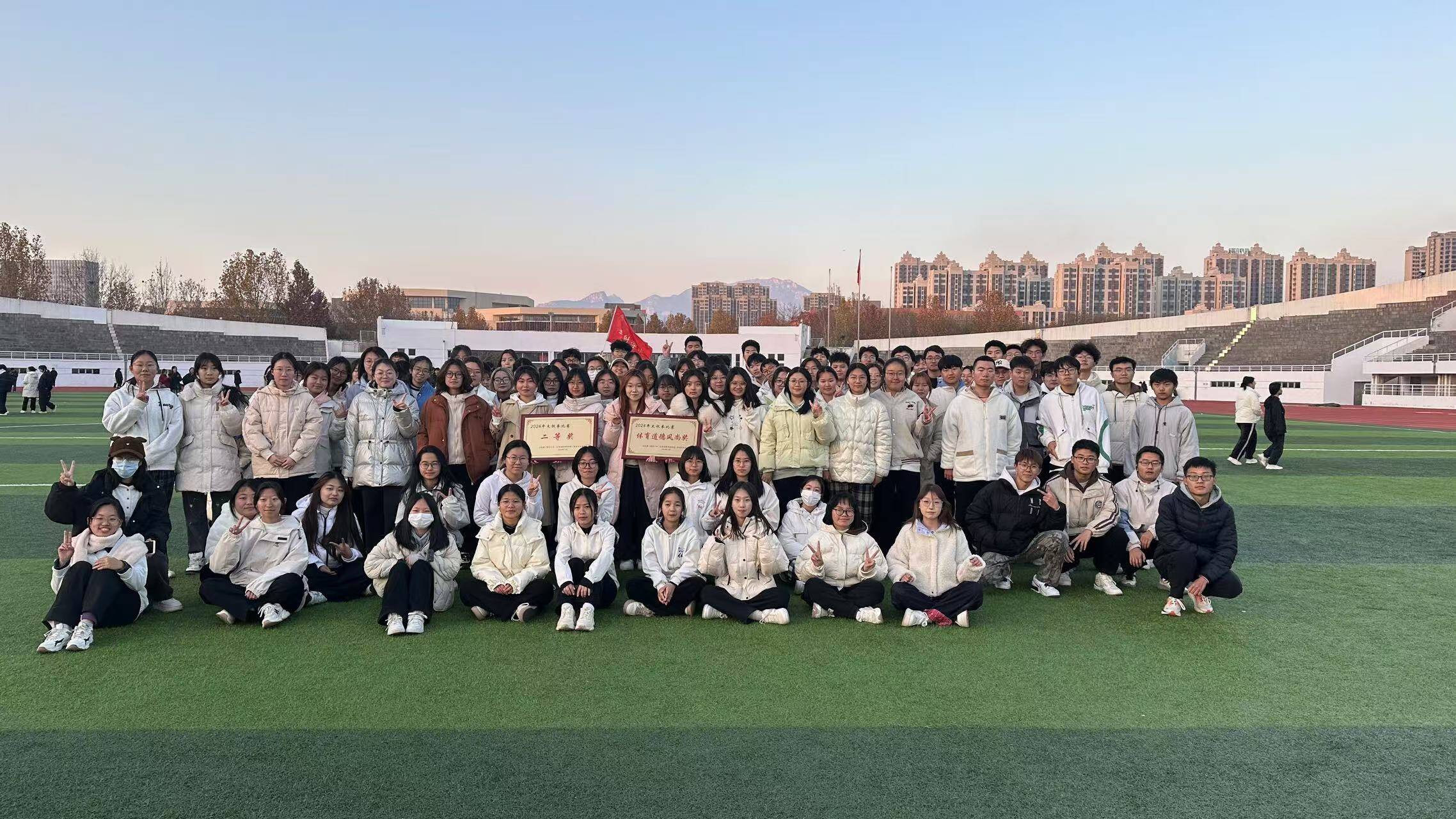 第四届阳光体育联赛圆满落幕，球盟会运动员们载誉而归